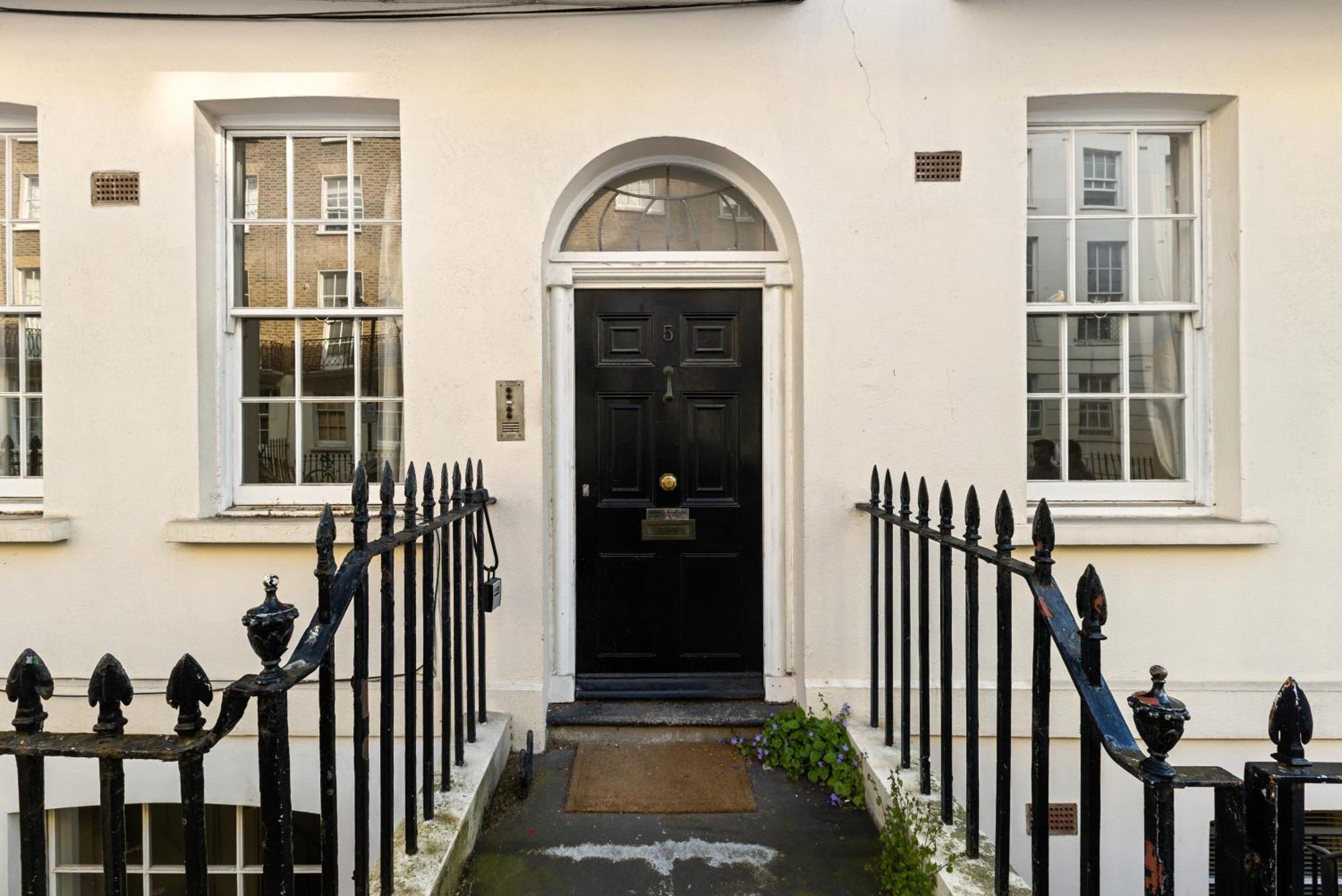 Russell Square Vintage - 2 Cozy Bed Home ロンドン エクステリア 写真